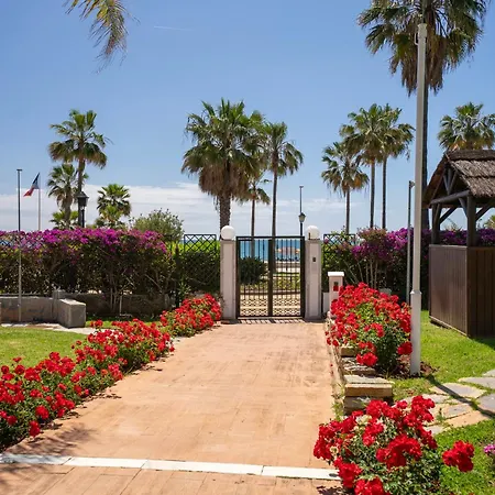 Banus - Banus Playa Rocio - Premium 2br - 2ba - Direct Access - Stunning Sea & Garden Views - Outdoor Terrace - Super Bright - Pool - 3 Min Walk To Puerto Banus