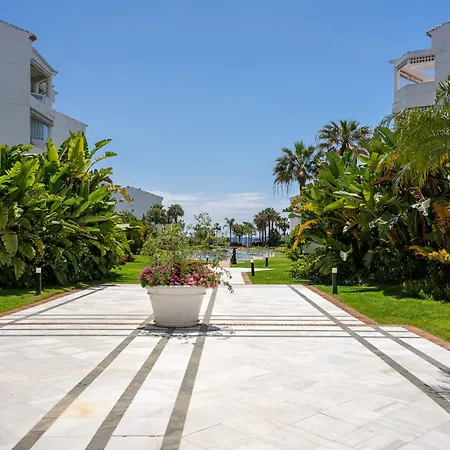 شقة Banus - Banus Playa Rocio - Premium 2br - 2ba - Direct Access - Stunning Sea & Garden Views - Outdoor Terrace - Super Bright - Pool - 3 Min Walk To Puerto Banus