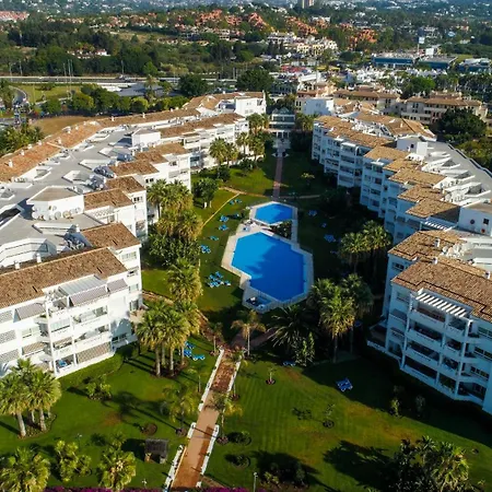 شقة Banus - Banus Playa Rocio - Premium 2br - 2ba - Direct Access - Stunning Sea & Garden Views - Outdoor Terrace - Super Bright - Pool - 3 Min Walk To Puerto Banus