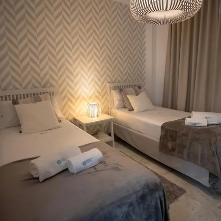 Banus - Banus Playa Rocio - Premium 2br - 2ba - Direct Access - Stunning Sea & Garden Views - Outdoor Terrace - Super Bright - Pool - 3 Min Walk To Puerto Banus *
