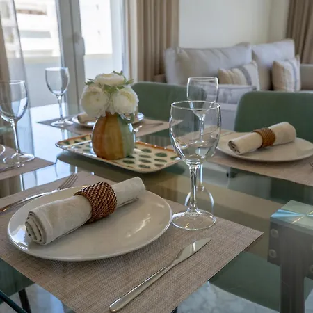 Banus - Banus Playa Rocio - Premium 2br - 2ba - Direct Access - Stunning Sea & Garden Views - Outdoor Terrace - Super Bright - Pool - 3 Min Walk To Puerto Banus