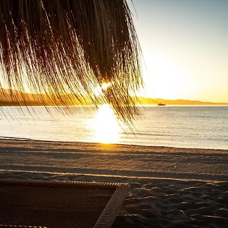 Banus - Banus Playa Rocio - Premium 2br - 2ba - Direct Access - Stunning Sea & Garden Views - Outdoor Terrace - Super Bright - Pool - 3 Min Walk To Puerto Banus شقة ماربيا